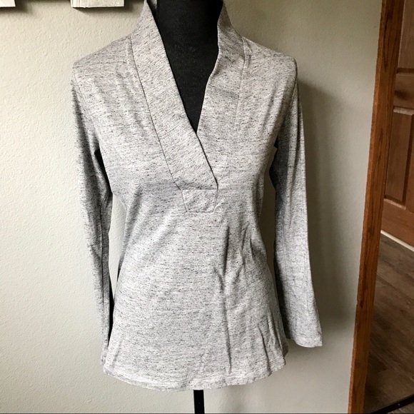 CAbi Tops - CAbi #3060 Placket Gray long sleeve Vneck top